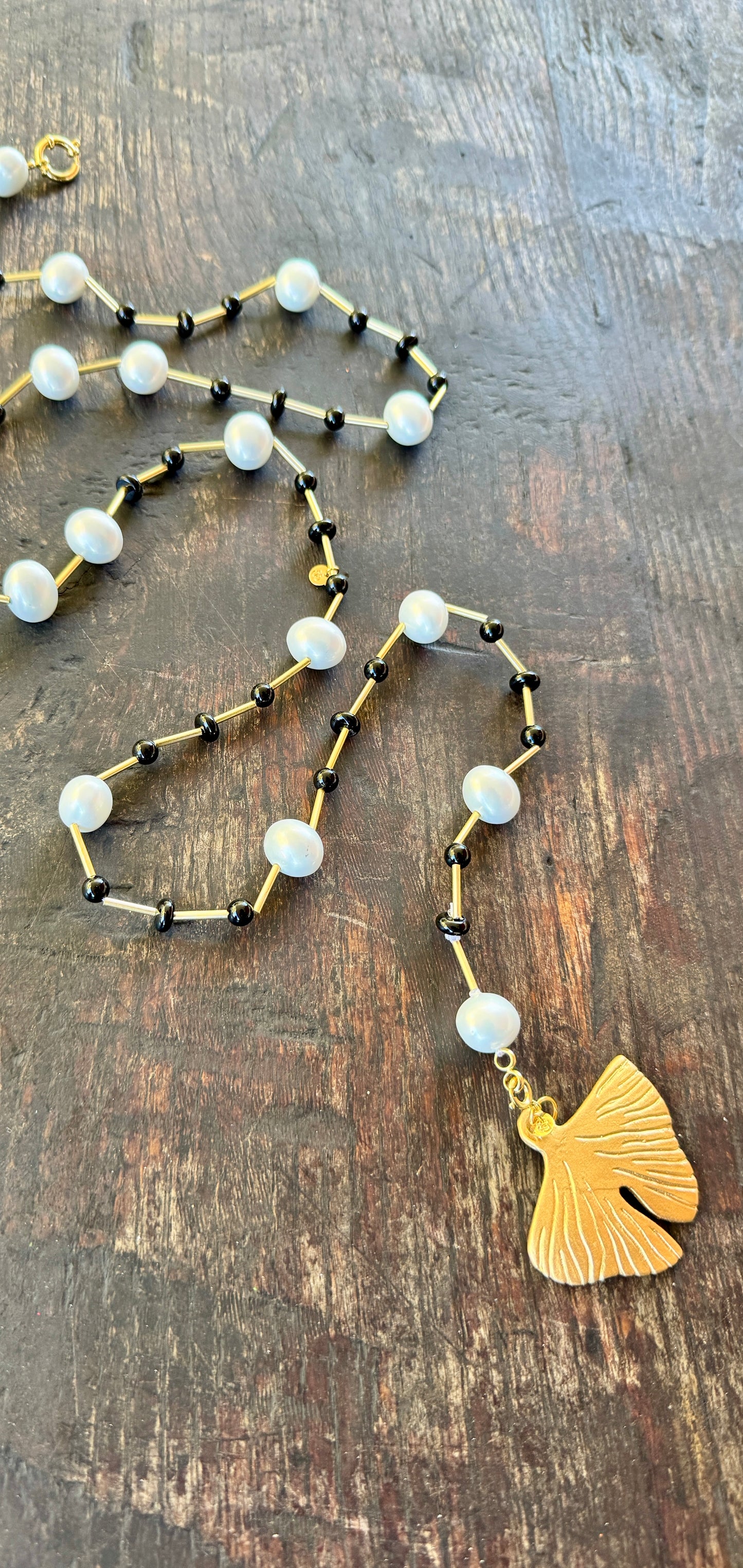 collana deco perle, con ON|OFF Ginko