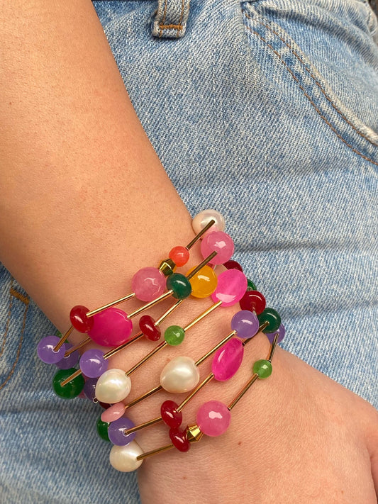 ORIGINAL, 7 bracciali indossati insieme